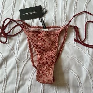 PRETTY LITTLE THING BIKINI BOTTOMS SIZE 4(S) NWT